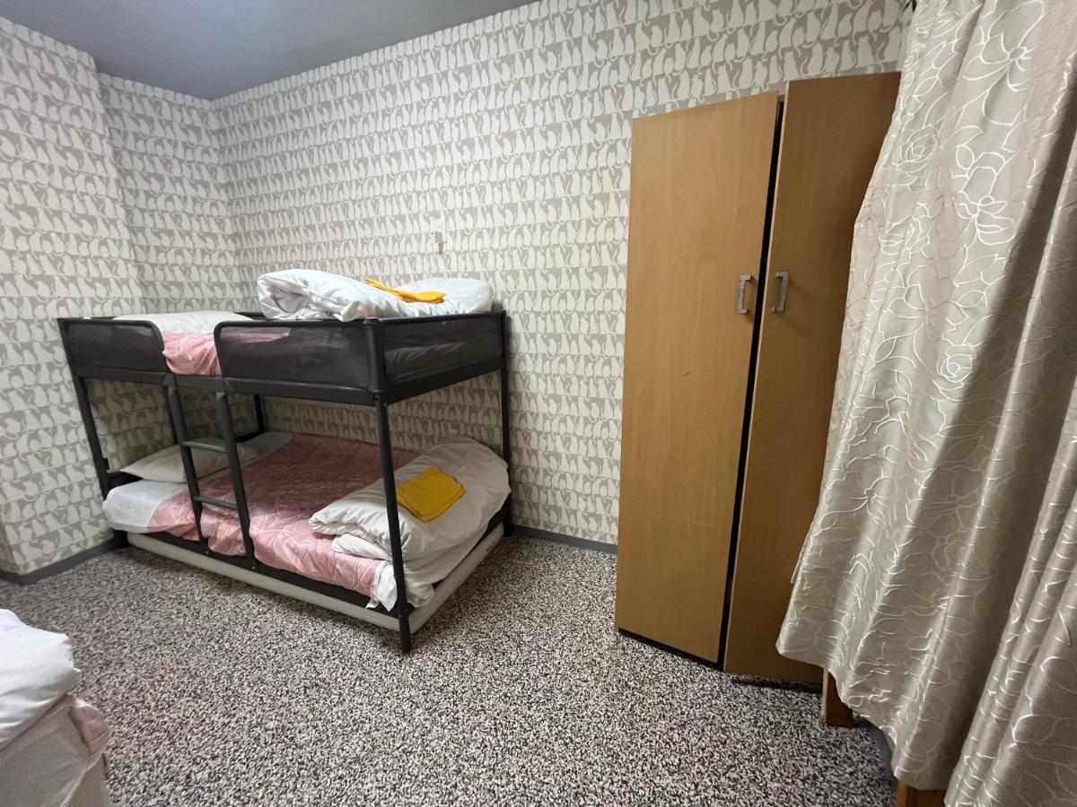 Shinjuku Sky Hostel, Tokyo